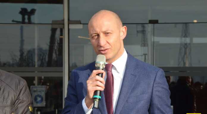 Calcio. Il sindaco Gattinoni incontra Aliberti: “Cerca imprenditori per l’acquisizione del Lecco” Fornitore_Offresi_inaugurazione_15^_edizione_20240215